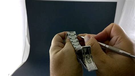 how to remove watchband rolex oyster|how to adjust oyster bracelet.